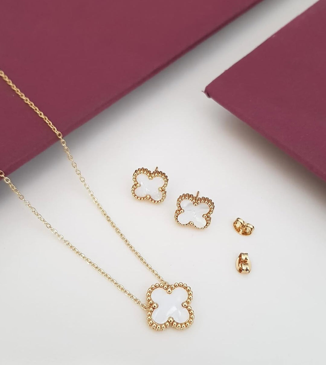 All White Clover Set