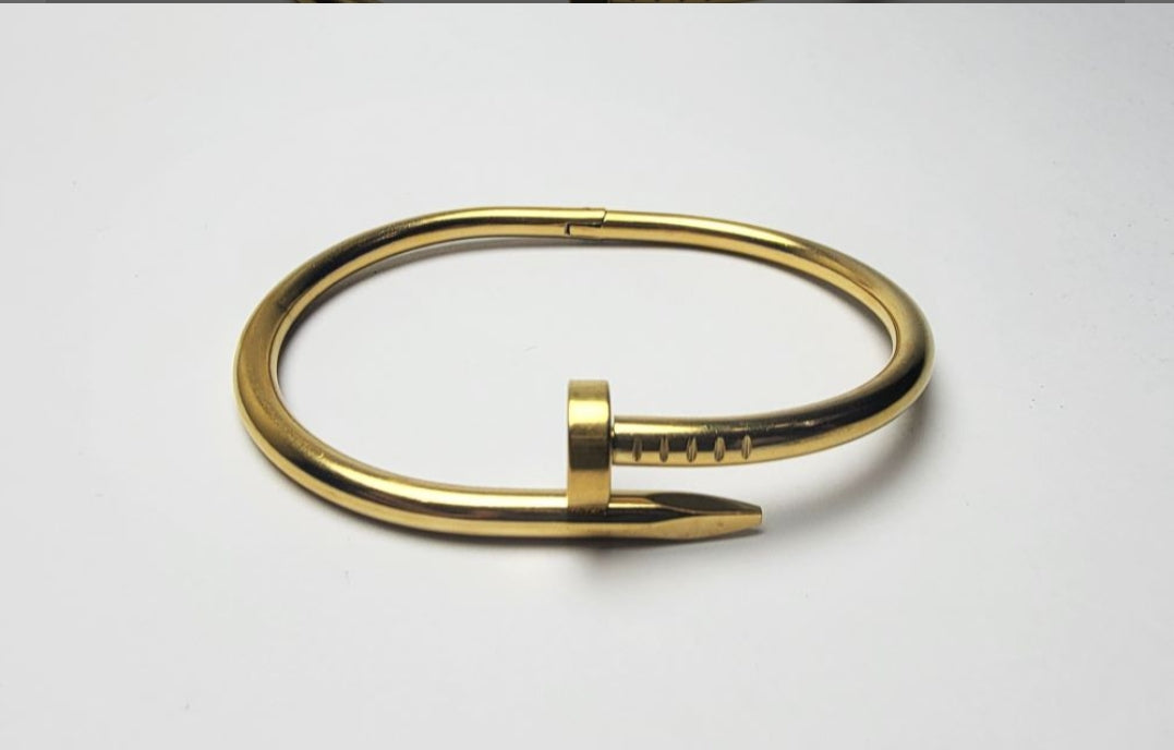 Gold-plated solid nail bracelet/bangle